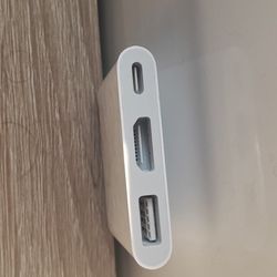 Apple USB-C Digital AV Multiport Adapter