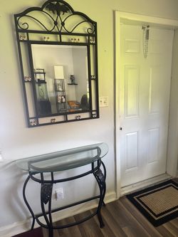 Mirror And Matching Table