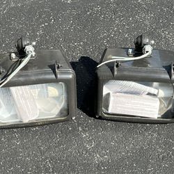 (2) Lithonia TFM 50M AB 120 LPI Outdoor industrial spotlights