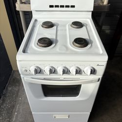 White 20" Propane Stove and Oven