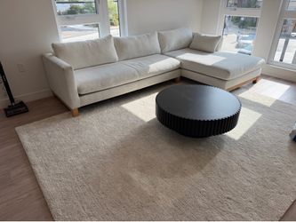Round table