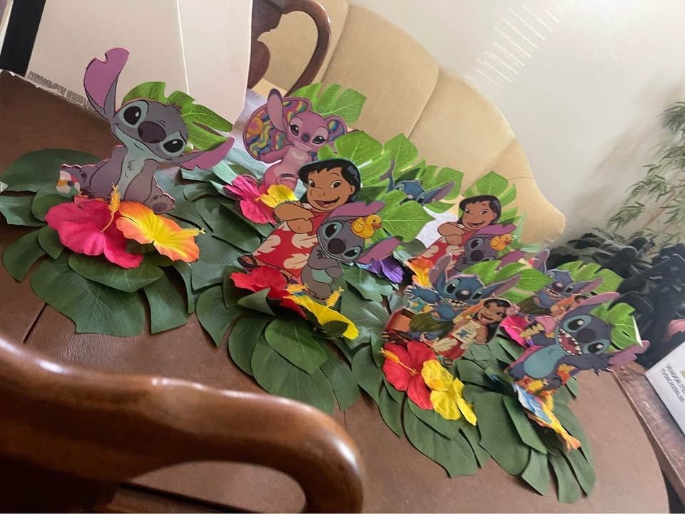 Lilo & Stitch Wooden Centerpieces – Set of 8 for $70