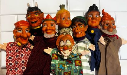 Vintage Mr. Rogers Neighborhood Hand Puppet Set Of 8 Puppets