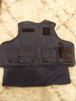 bullet proof vest with plate 