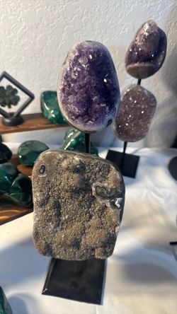 Double amethyst on stand
