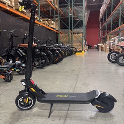 Electric scooter