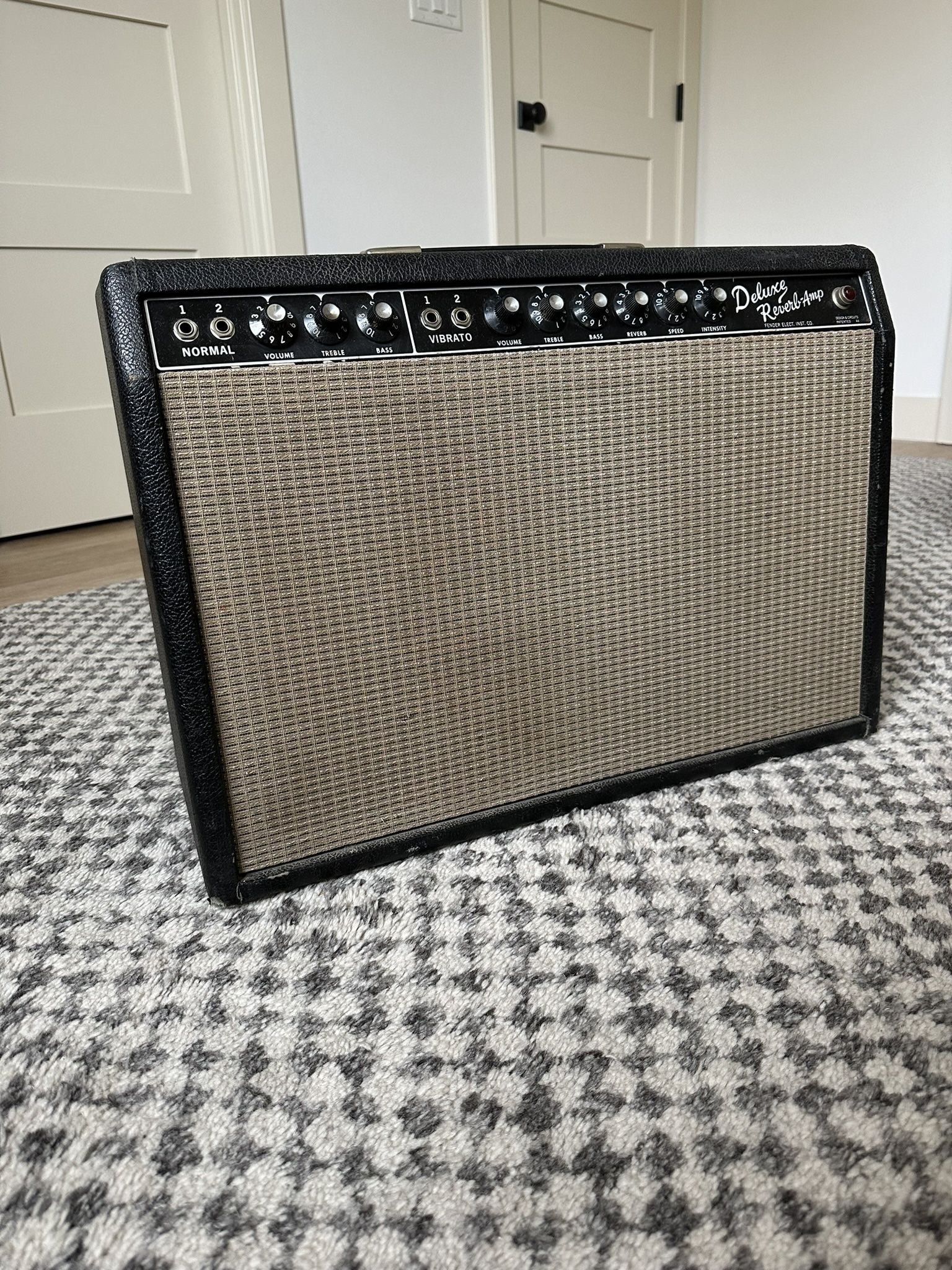 Vintage 1964 Fender Deluxe Reverb