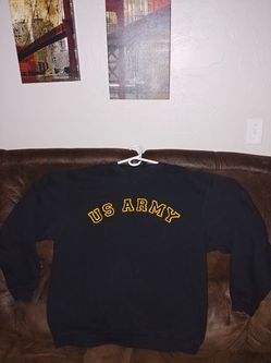US ARMY SWEATSHIRT- LIKE NEW/ SIZE LG