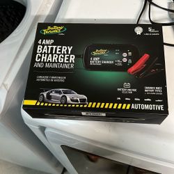 4 Amp Trickle Charger 