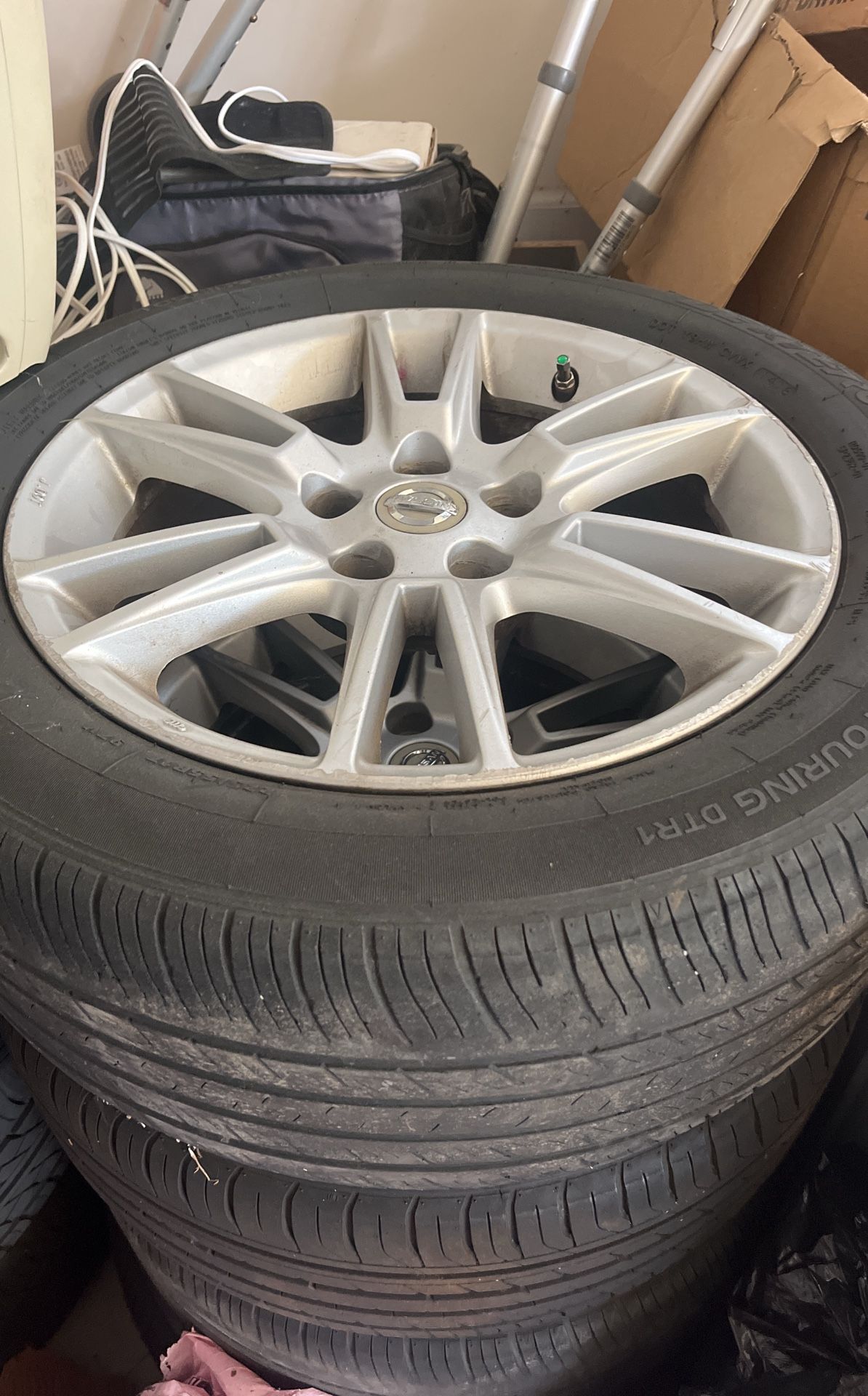Rims/ Tires