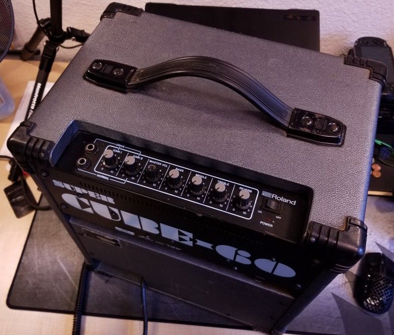 Roland Super Cube-60 Guitar Amplifier
