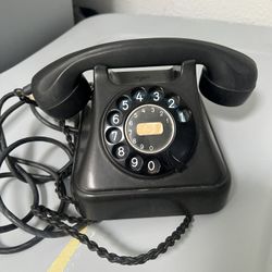Antique Phone 1943