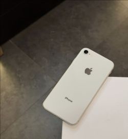 iPhone 8 Unlocked / Liberado 😃