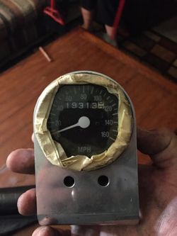 Handlebar mountable Harley style chopper speedometer 160 mph