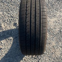 235/40R19 Michelin 