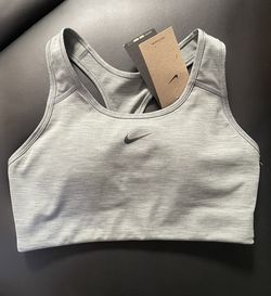 Women’s Nike Classic Sports Bra (Small)