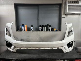 2025-2026 GMC YUKON FRONT BUMPER OEM USED #111090