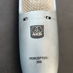 Akg Perseptio  Mic