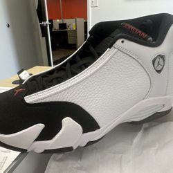 Air Jordan 14 Retro  Black Toe 2024