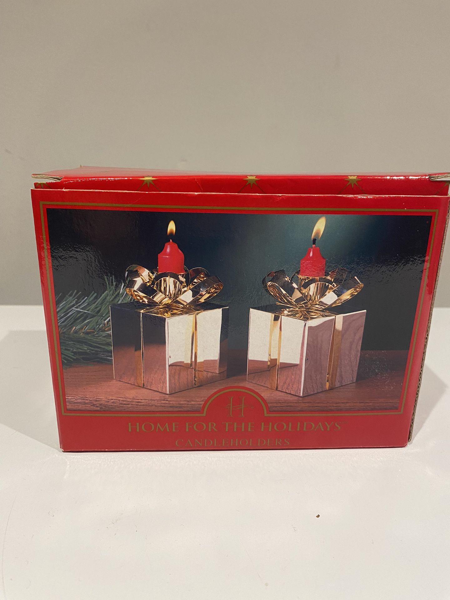 Christmas Present Candle Holder
