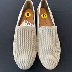 Women’s Flats