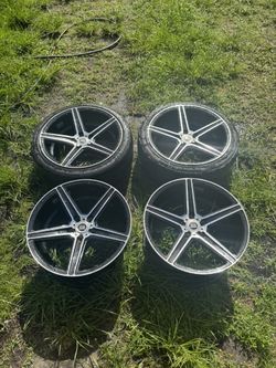 Spec 1 Staggered 18” Rims And Tires