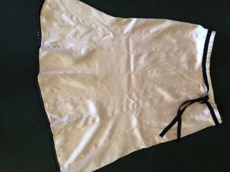 Pink Satin Pencil Skirt w Lace Trim size 0