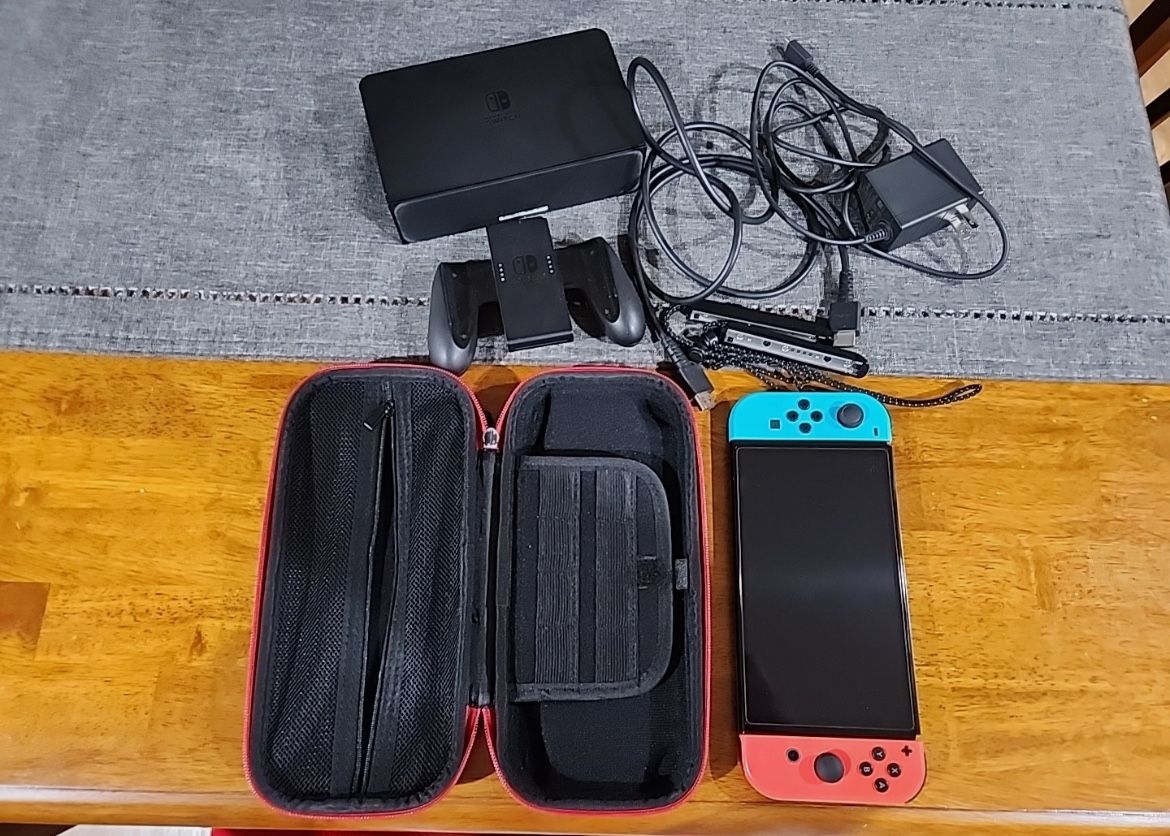 Gaming Sets And Other Items.