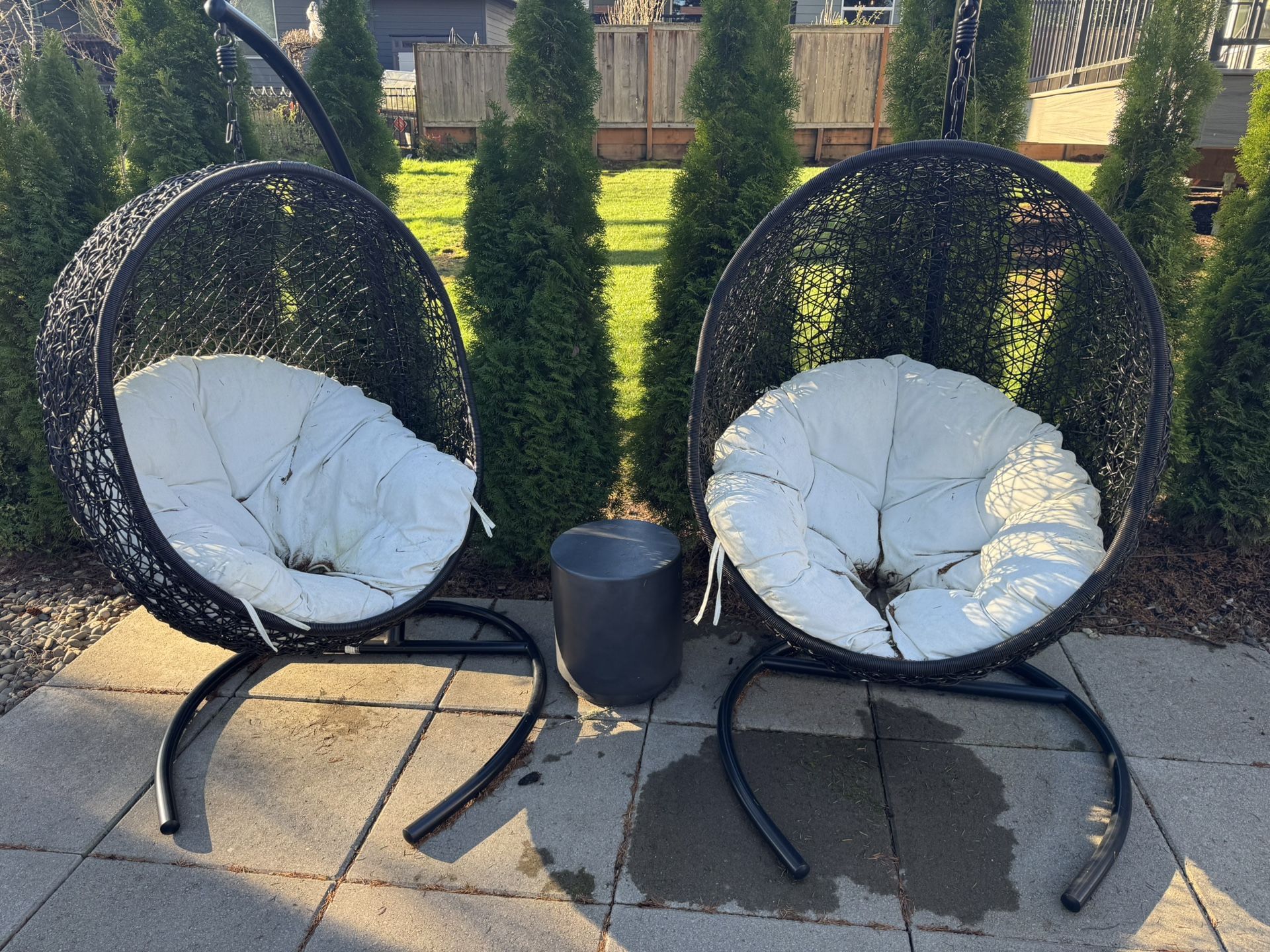 Outside Swinging Furniture Chairs
