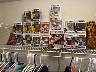 Assorted funkos