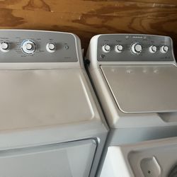 Ge Washer And Dryer Set Works Great 