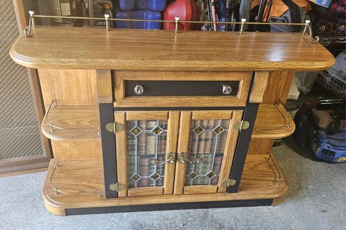 Vintage Pulaski Furniture Keepsakes Golden Lighted Sideboard Buffet Server Curio
