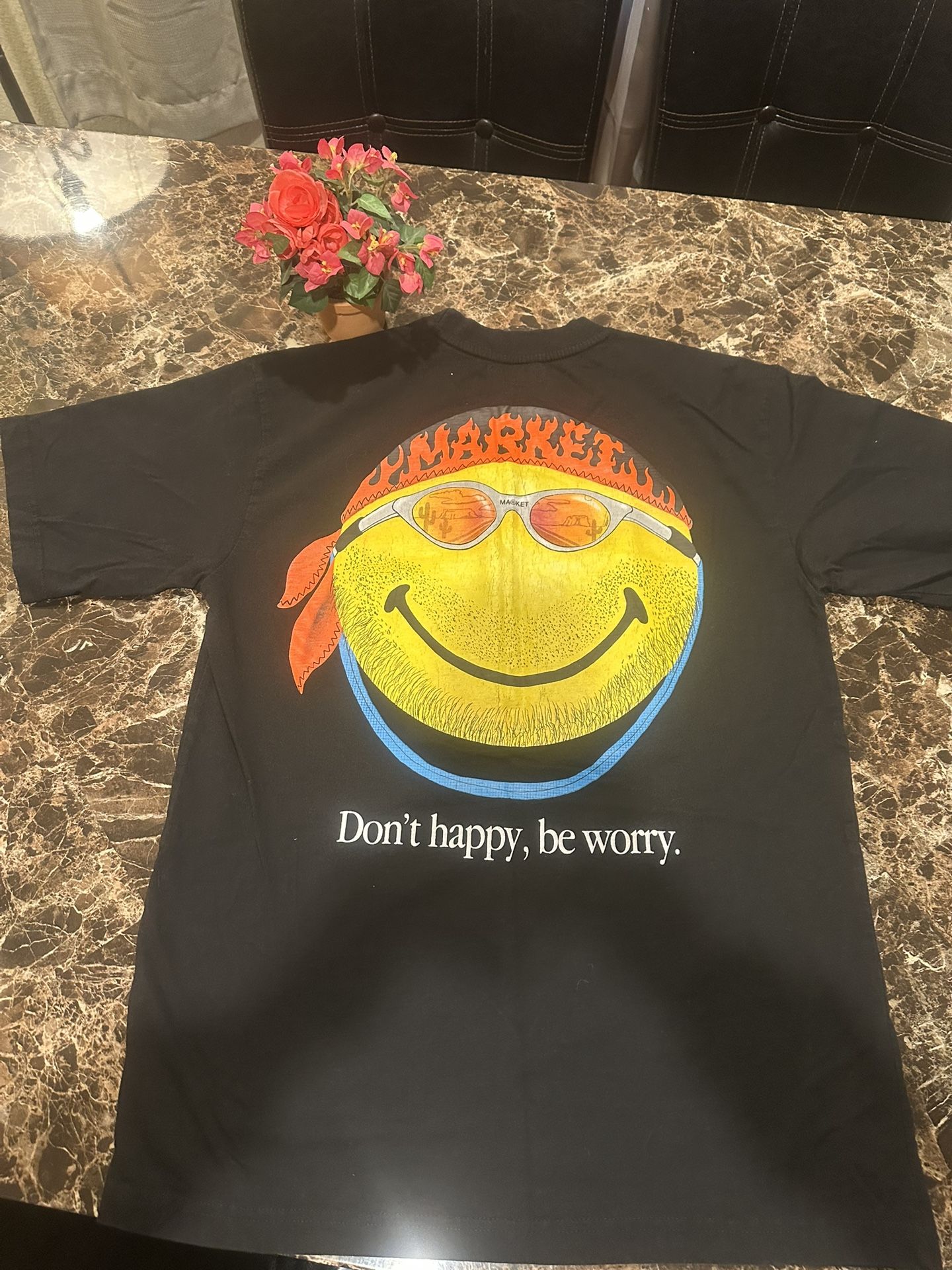 Market Vintage Tshirt Size Large Excellent Condition