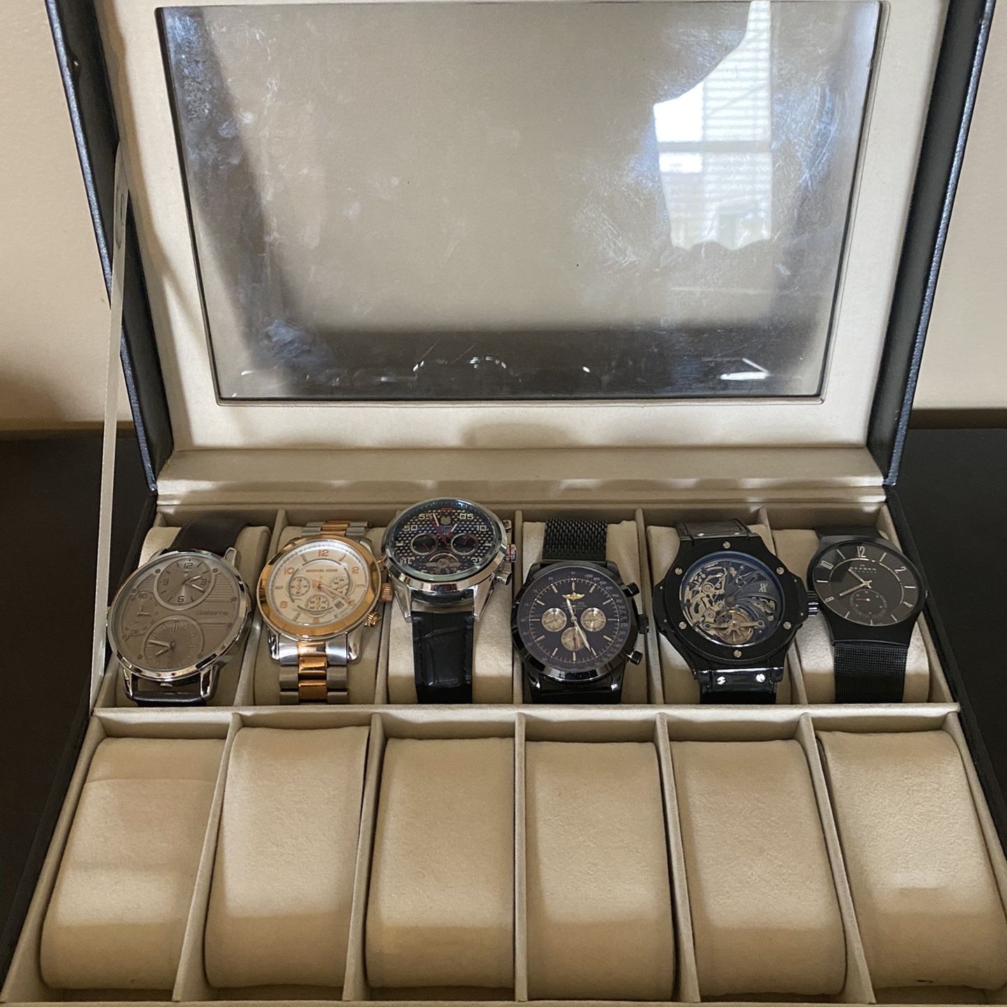 Collection Of Watches/ Great Condition and Watch Case