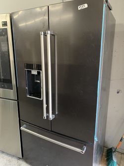Kitchen aid French door in dark stainless