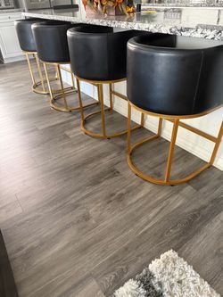 Barrel black chairs
