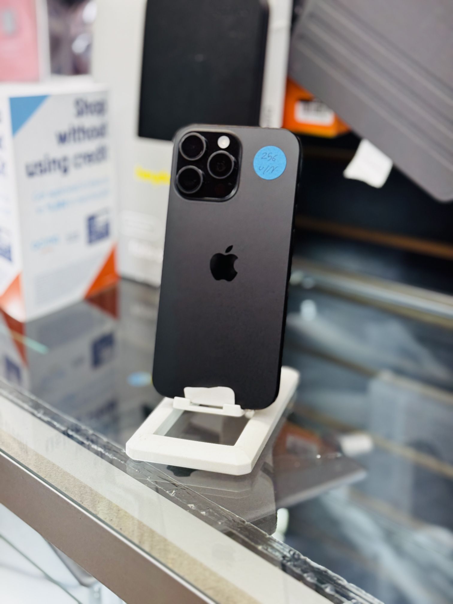 iPhone 16 Pro Max (Factory Unlocked)