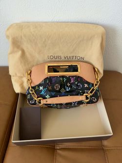Louis Vuitton purse