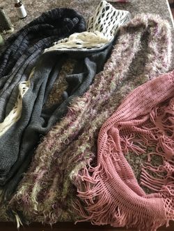 Scarfs