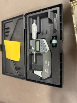 1-2” Digital Outside Micrometer