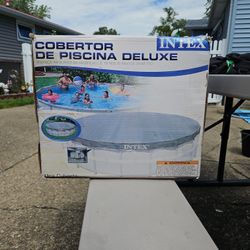 Deluxe Pool Cover