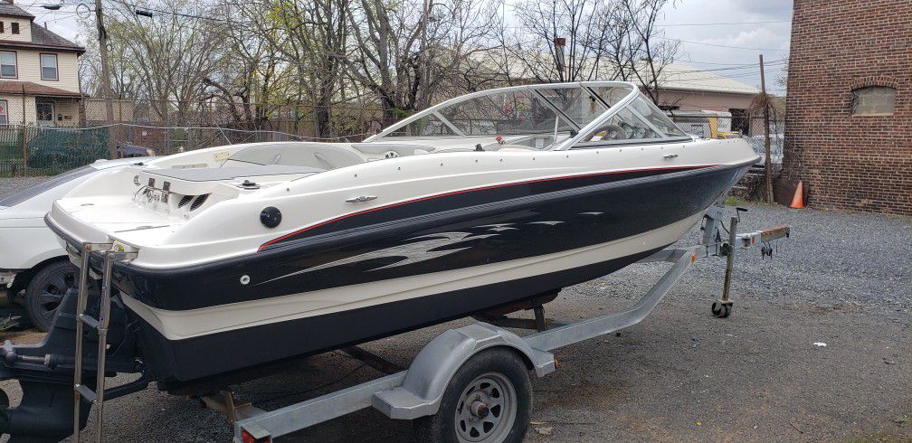 2011 bayliner 185br with mercruiser 3.0 tks comes with trailer 185 br.. comes with trailer