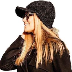 NEW Comhats ladies women's warm wool knit newsboy beanie cold weather winter hat cap with visor