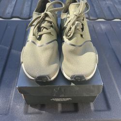 Adidas NMD R1 “Raw Khaki” Mens Size 9 1/2