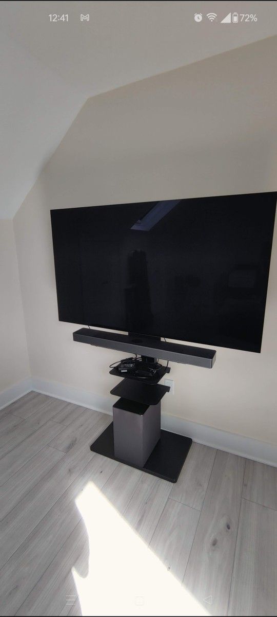 LG C2 65" TV w/ Soundbar & tv Stand  