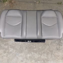 G37 Coupe Upper Backseat (Great Condition)