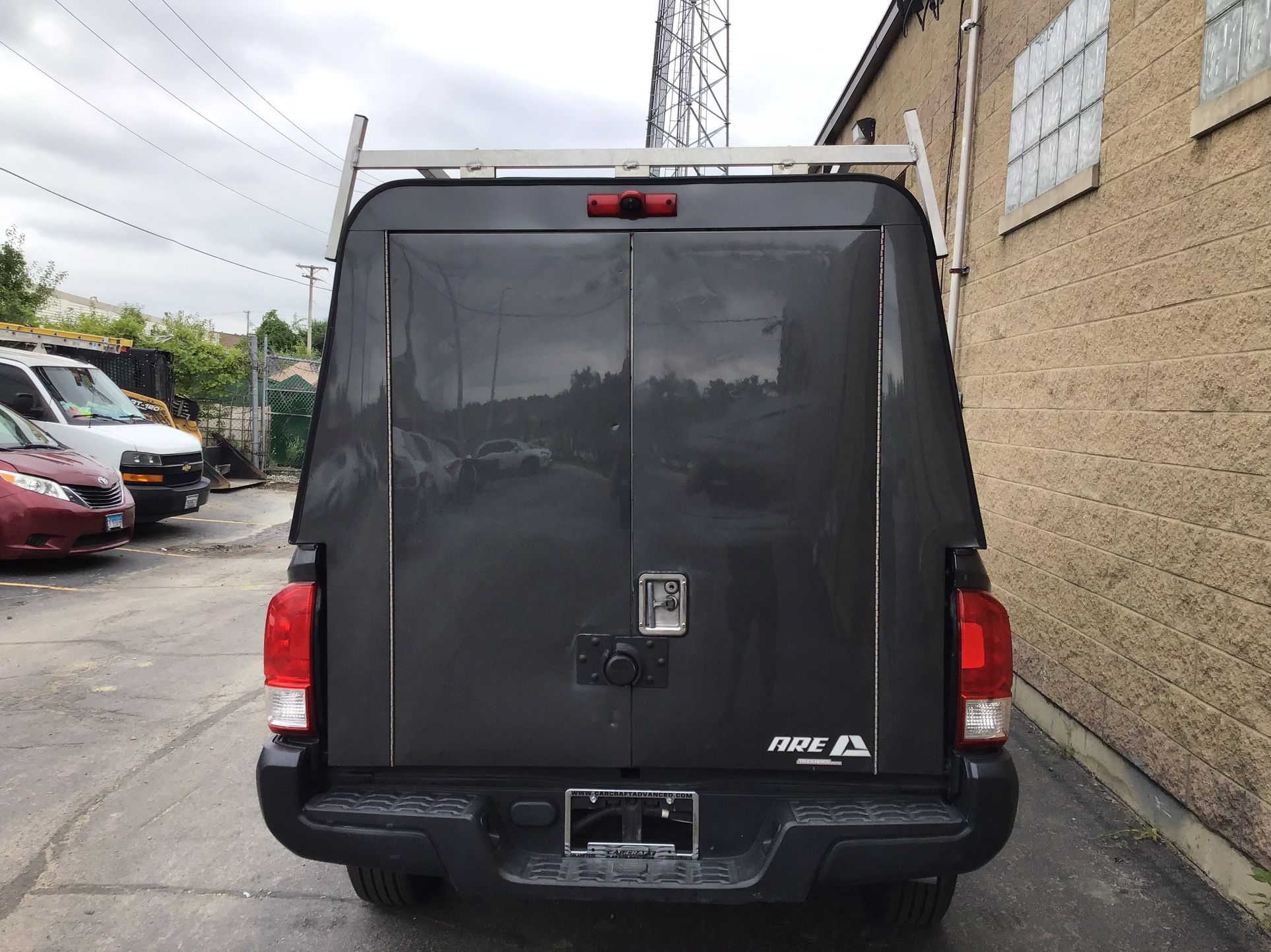 ARE Commercial Utility Truck Cap with Rear Barn Doors + Ladder Rack - Aluminum Diamond Plate