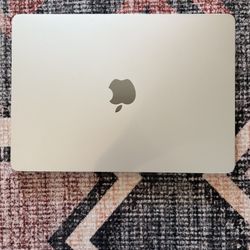 MacBook 2022 M2 Chip