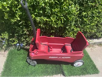 RADIO FLYER Pathfinder Wagon With2 Fold-Down Child Seats & Folding Handle