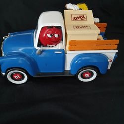 M&M's Vintage sweet wheeling candy dispenser